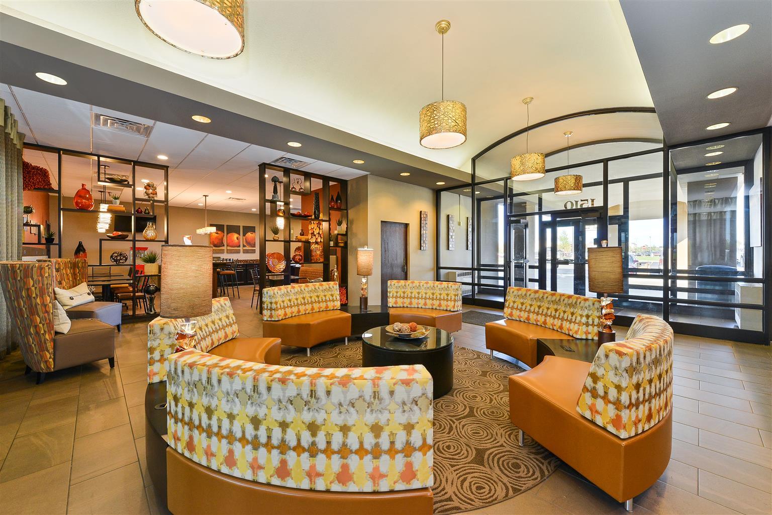 Revel Hotel Minot - Surestay Collection By Best Western Εξωτερικό φωτογραφία