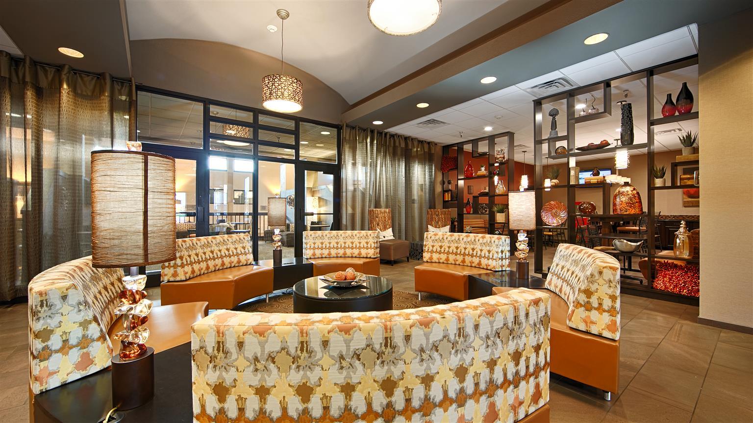 Revel Hotel Minot - Surestay Collection By Best Western Εξωτερικό φωτογραφία