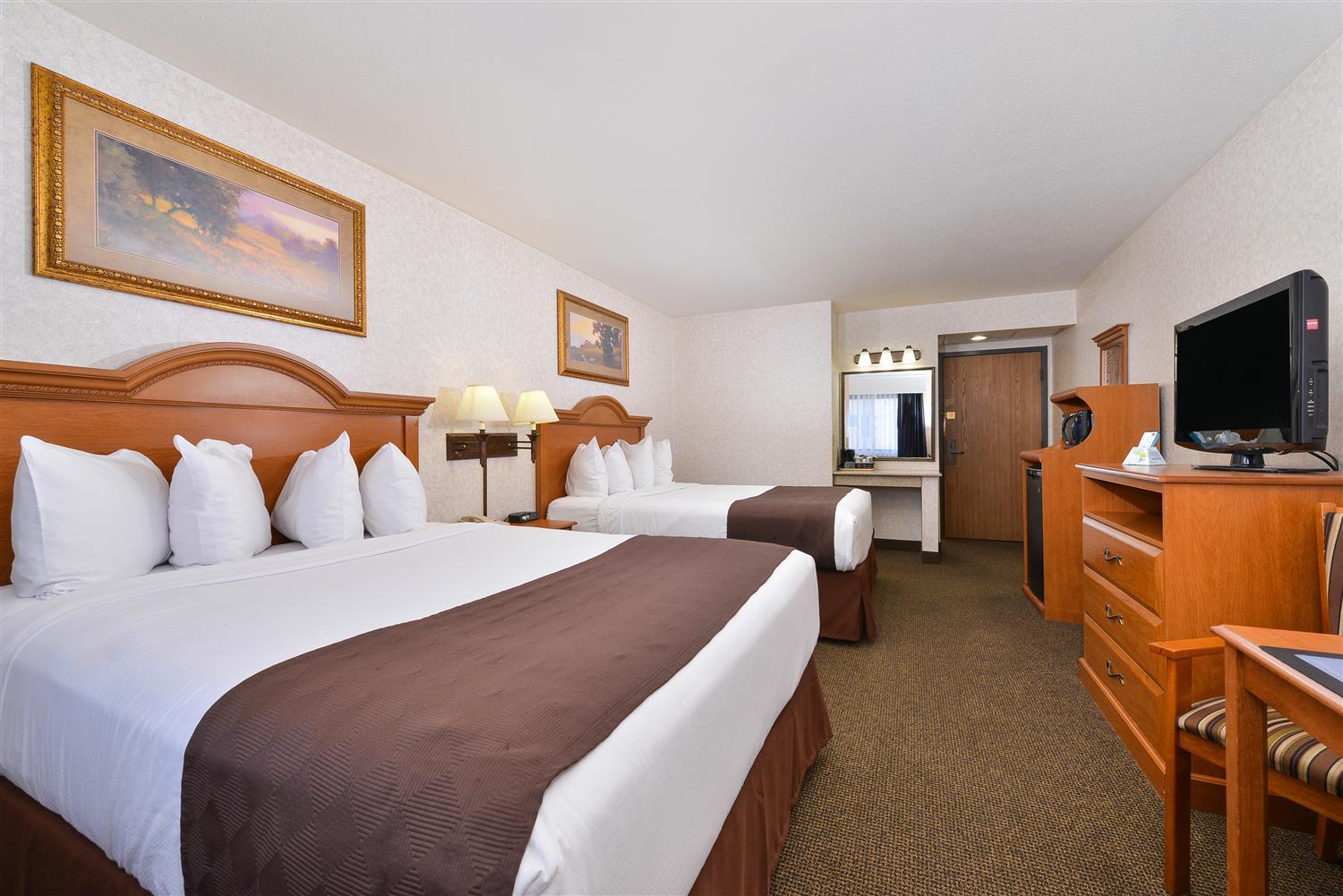 Revel Hotel Minot - Surestay Collection By Best Western Εξωτερικό φωτογραφία
