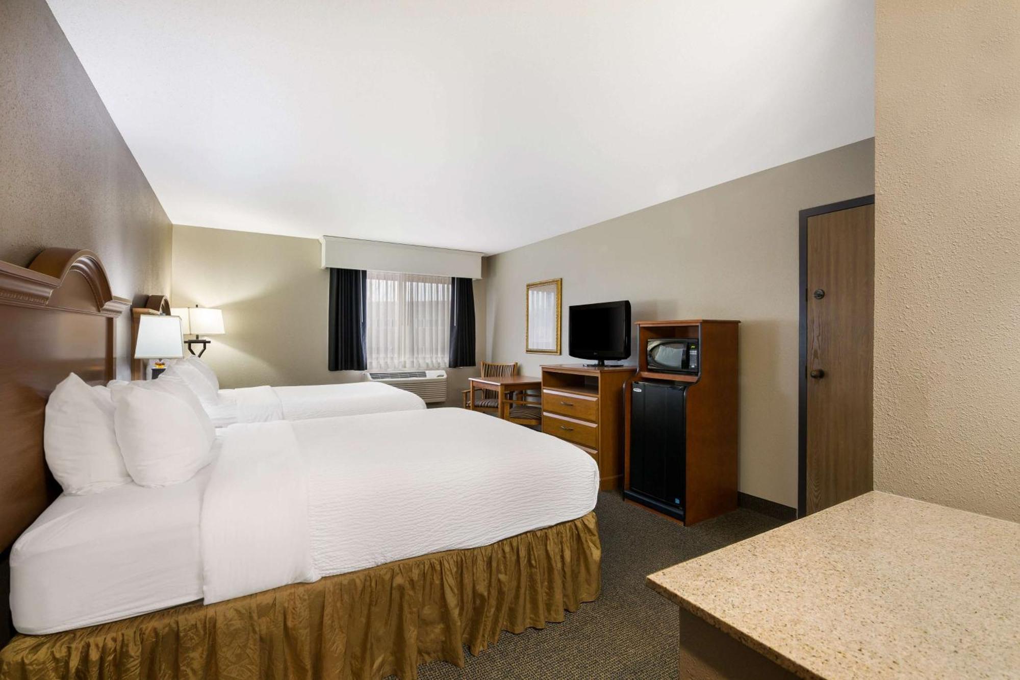 Revel Hotel Minot - Surestay Collection By Best Western Εξωτερικό φωτογραφία