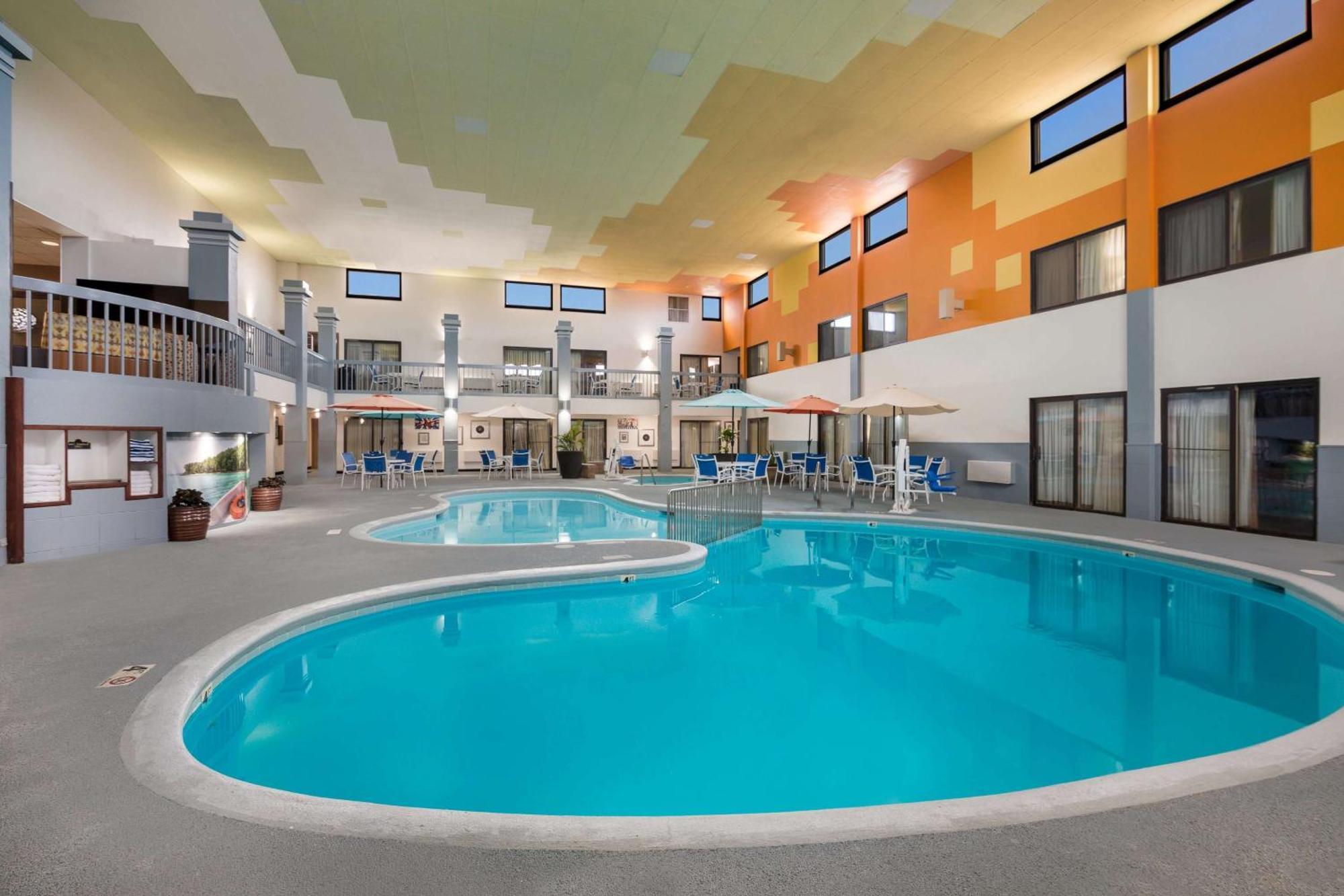 Revel Hotel Minot - Surestay Collection By Best Western Εξωτερικό φωτογραφία